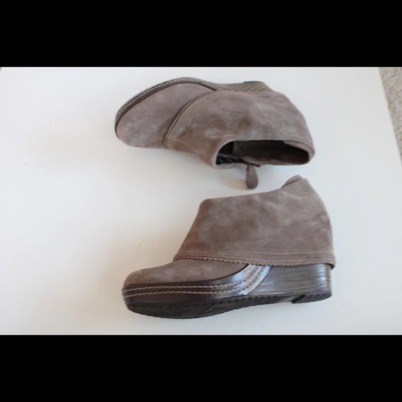 Dr. Scholl’s wedge ankle boots - Picture 3 of 11